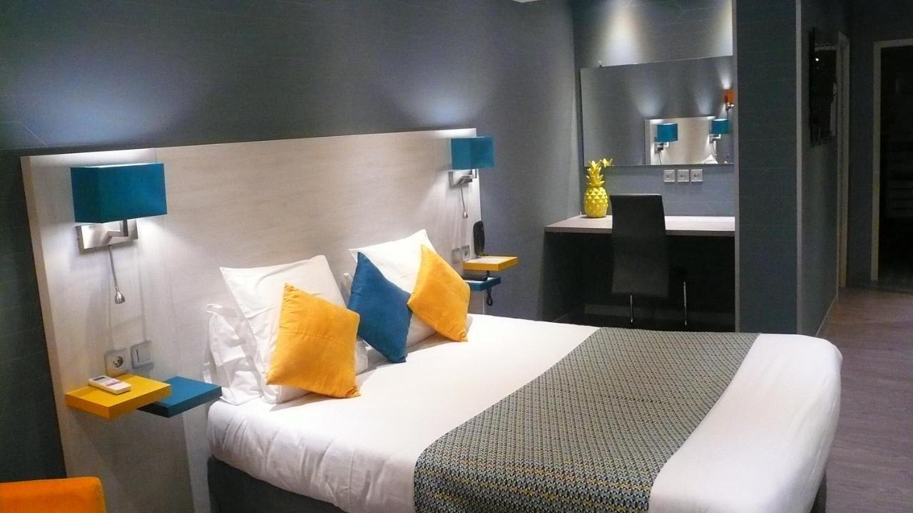 Hotel L'Europeen Тарб Екстер'єр фото