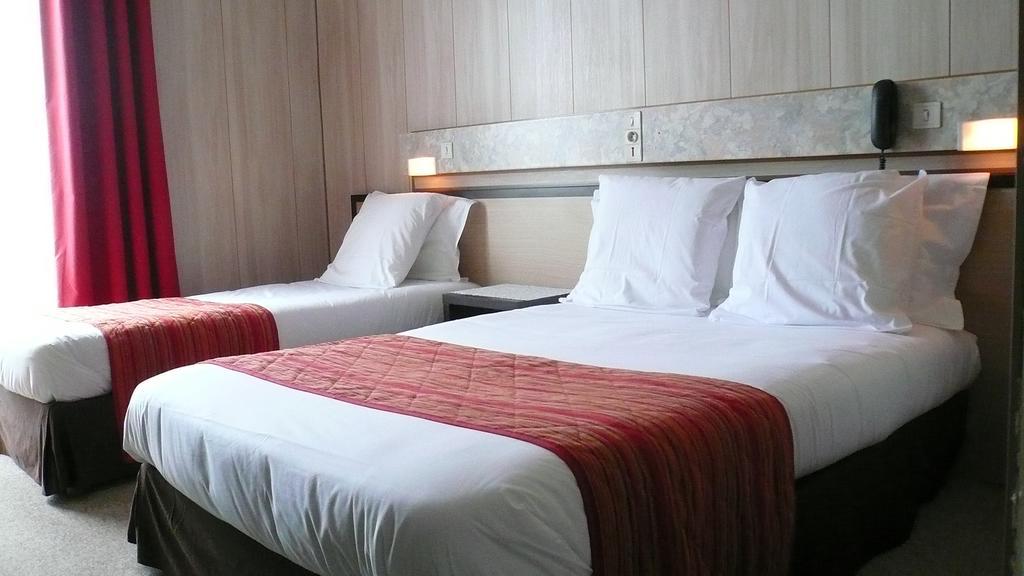 Hotel L'Europeen Тарб Екстер'єр фото